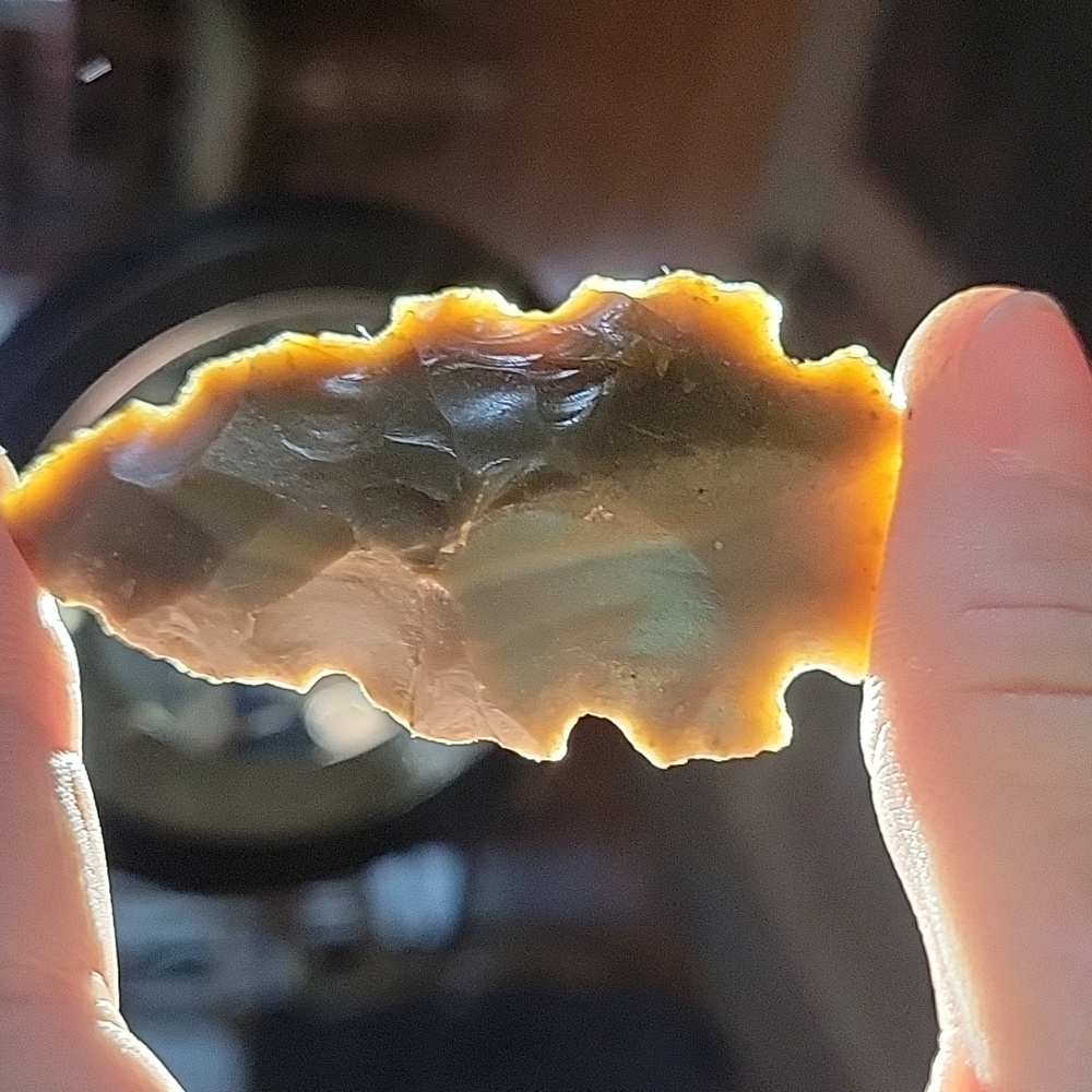 Beautiful Flint-carved Native  American artifact